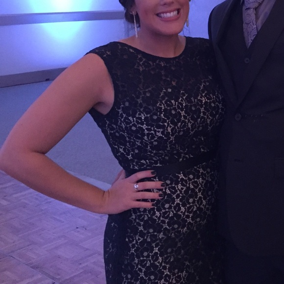 Formal evening gown - Picture 5 of 5